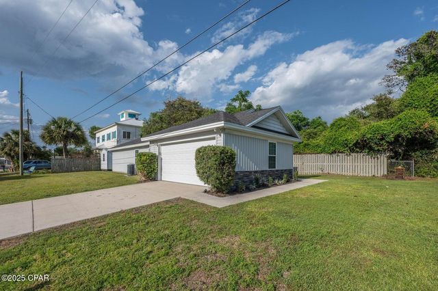 22520 Hilltop Avenue, Panama City Beach, FL 32413