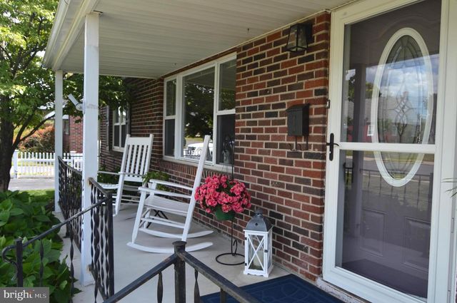2120 PETERS RD, Reading, PA 19601