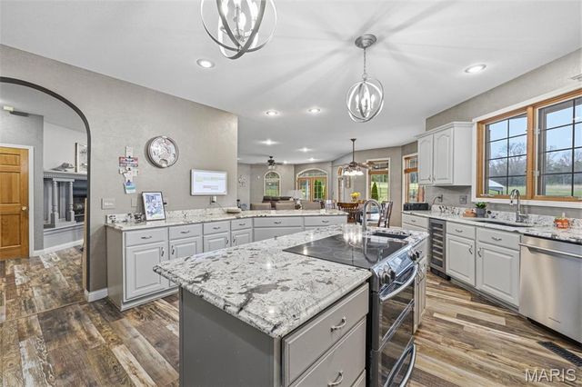 3045 Cedar Falls Road, Bonne Terre, MO 63628