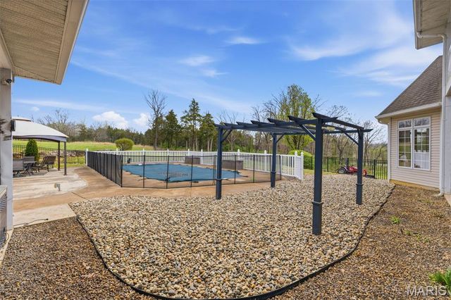 3045 Cedar Falls Road, Bonne Terre, MO 63628