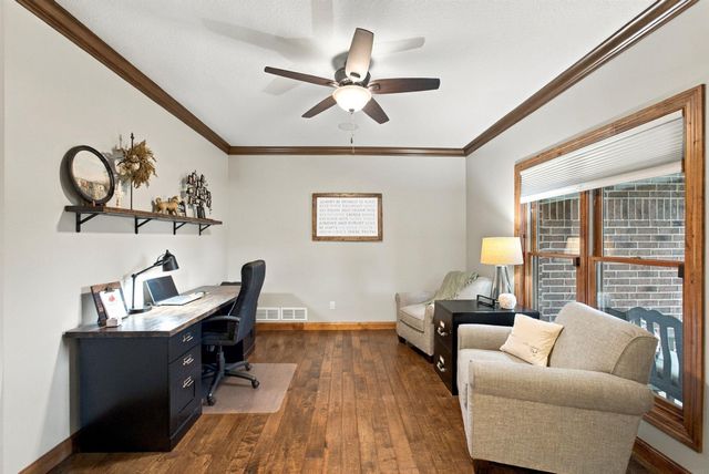 4558 William Drive, Waterloo, IA 50701