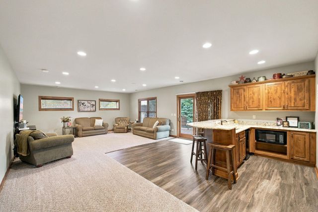 4558 William Drive, Waterloo, IA 50701