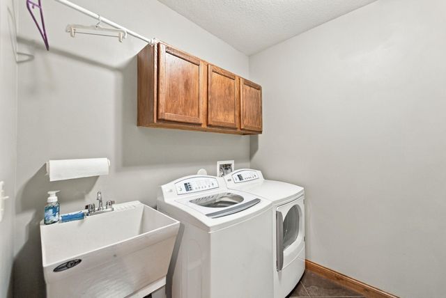 4558 William Drive, Waterloo, IA 50701