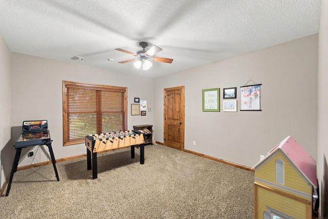 4558 William Drive, Waterloo, IA 50701