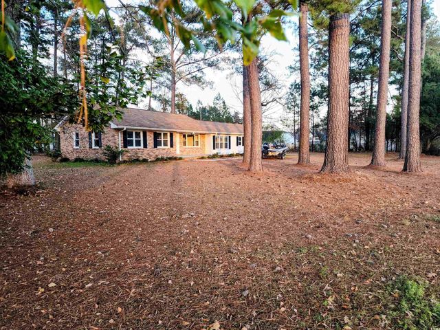 2108 Cultra Rd., Conway, SC 29526