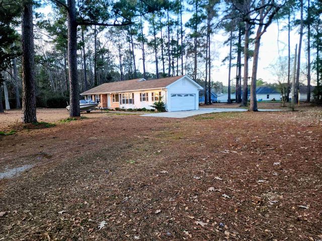 2108 Cultra Rd., Conway, SC 29526