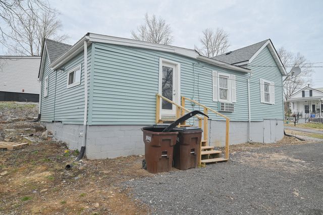 207 W 4th Street, Millersburg, KY 40348