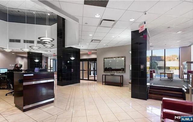 7004 Boulevard East 7C, Guttenberg, NJ 07093