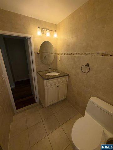 7004 Boulevard East 7C, Guttenberg, NJ 07093