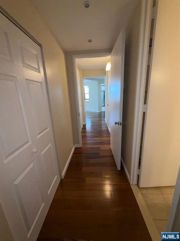 7004 Boulevard East 7C, Guttenberg, NJ 07093