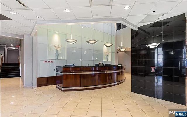 7004 Boulevard East 7C, Guttenberg, NJ 07093