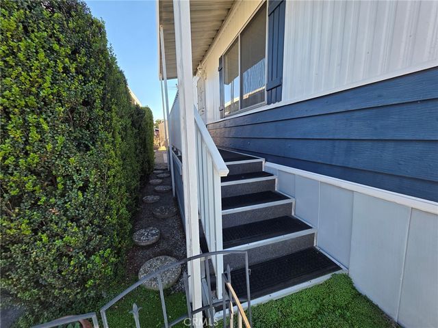 20806 Gridley Road 52, Lakewood, CA 90715
