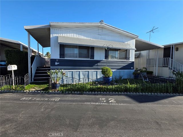 20806 Gridley Road 52, Lakewood, CA 90715