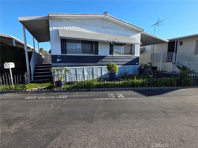 20806 Gridley Road 52, Lakewood, CA 90715