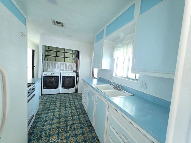 20806 Gridley Road 52, Lakewood, CA 90715