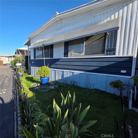 20806 Gridley Road 52, Lakewood, CA 90715