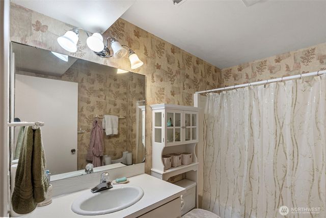 6802 Rainier Avenue, Gig Harbor, WA 98335