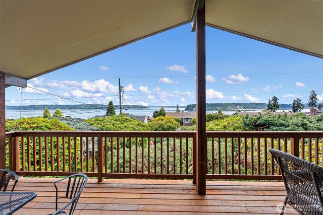 6802 Rainier Avenue, Gig Harbor, WA 98335