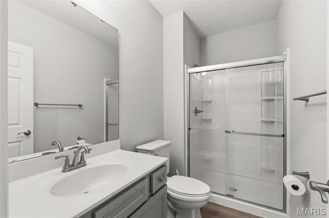 731 Bretton Trails Drive, Lake St Louis, MO 63367