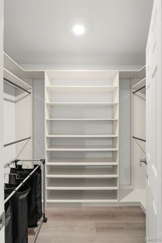 731 Bretton Trails Drive, Lake St Louis, MO 63367