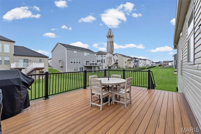 731 Bretton Trails Drive, Lake St Louis, MO 63367