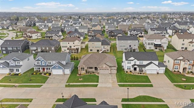 731 Bretton Trails Drive, Lake St Louis, MO 63367