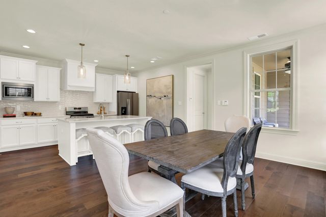 877 UFTON ALY, Collierville, TN 38017