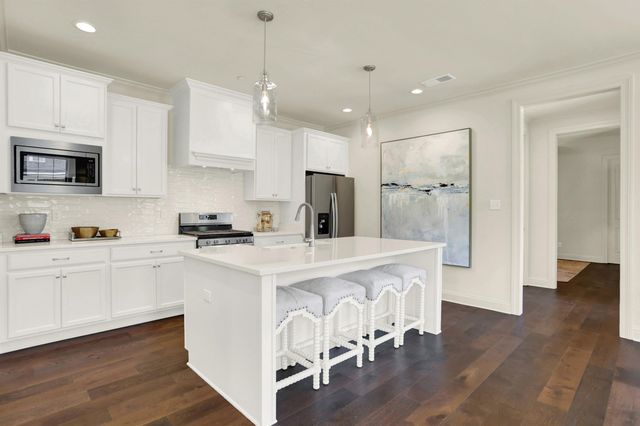 877 UFTON ALY, Collierville, TN 38017