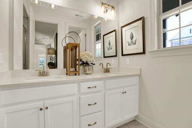 877 UFTON ALY, Collierville, TN 38017