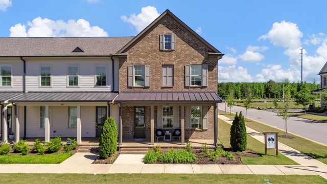 877 UFTON ALY, Collierville, TN 38017