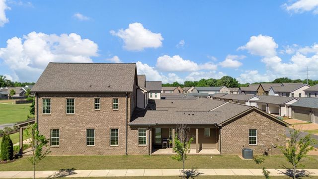 877 UFTON ALY, Collierville, TN 38017