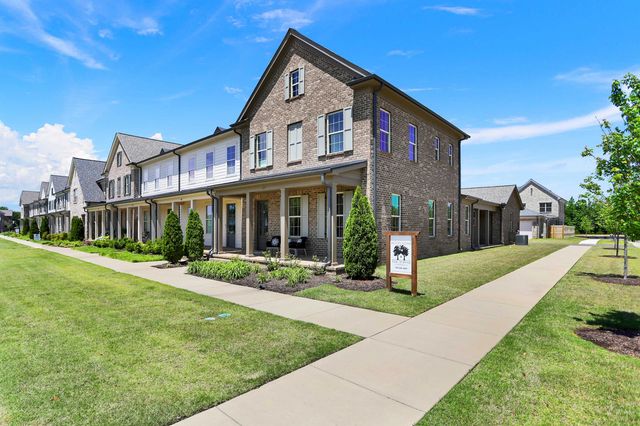 877 UFTON ALY, Collierville, TN 38017