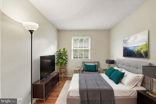 11 PIKE HALL PL, Nottingham, MD 21236