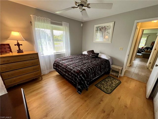 10 Regency CT, Lehigh Acres, FL 33936