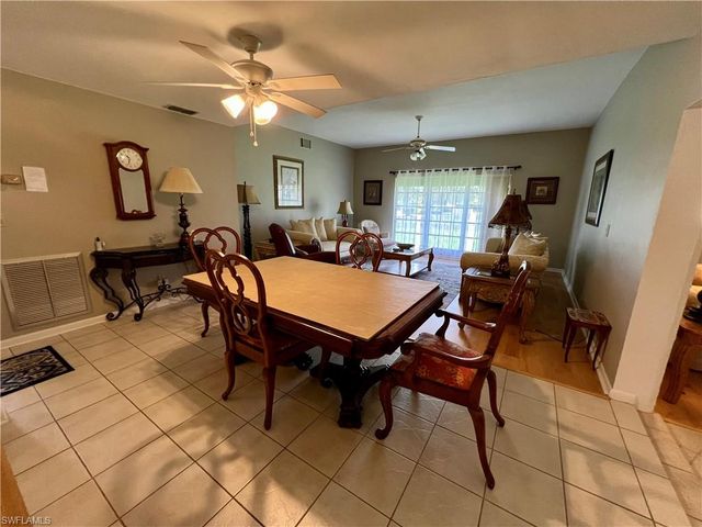 10 Regency CT, Lehigh Acres, FL 33936
