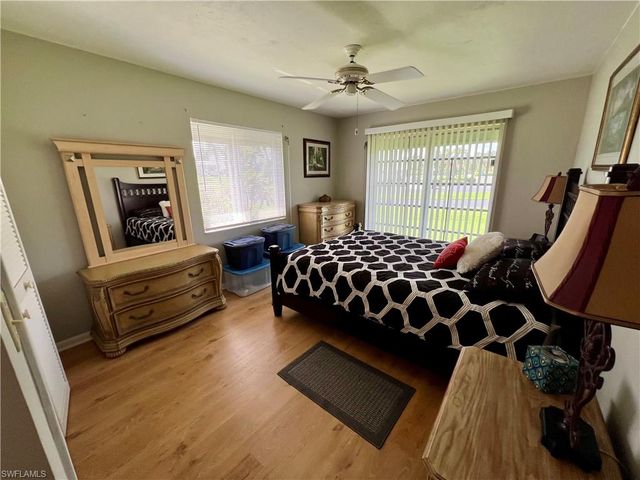 10 Regency CT, Lehigh Acres, FL 33936