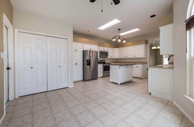 10800 Malaguena Lane NE, Albuquerque, NM 87111