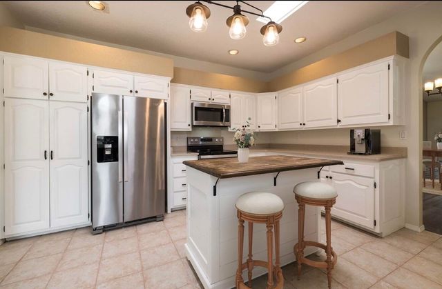 10800 Malaguena Lane NE, Albuquerque, NM 87111