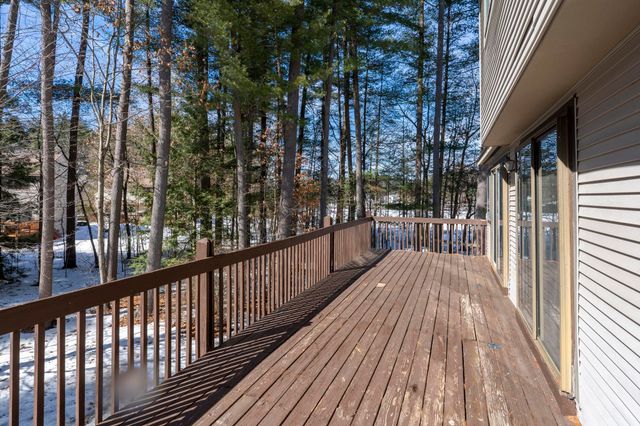 10 Owls Court, Merrimack, NH 03054