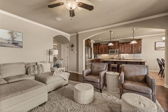 11351 S 281st East Place, Coweta, OK 74429