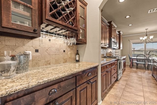 11351 S 281st East Place, Coweta, OK 74429