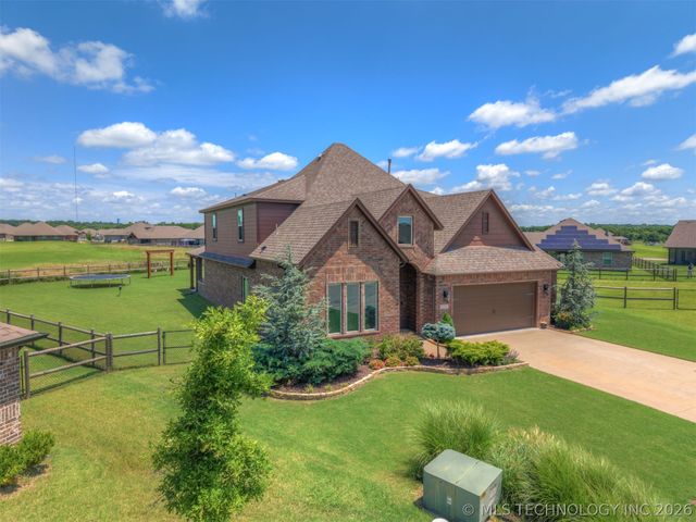 11351 S 281st East Place, Coweta, OK 74429