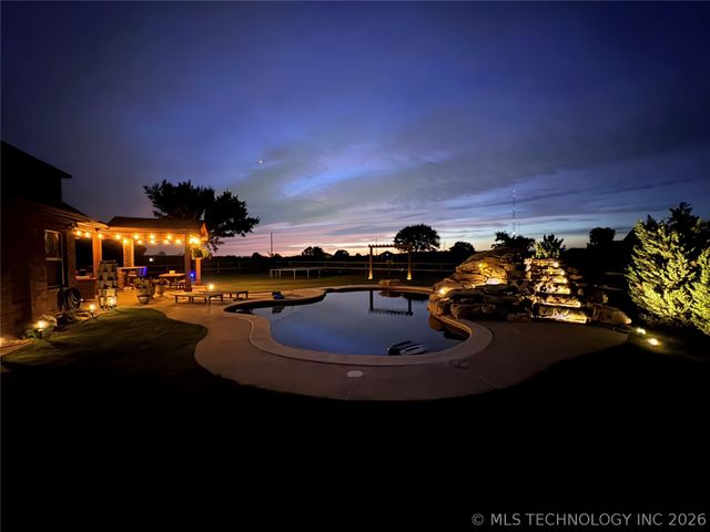 11351 S 281st East Place, Coweta, OK 74429
