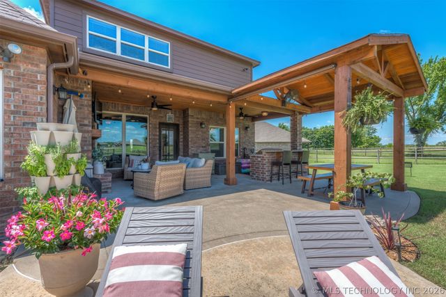 11351 S 281st East Place, Coweta, OK 74429