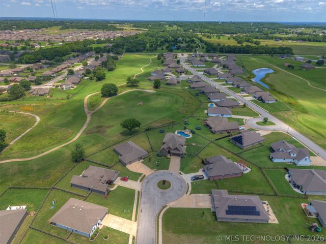 11351 S 281st East Place, Coweta, OK 74429