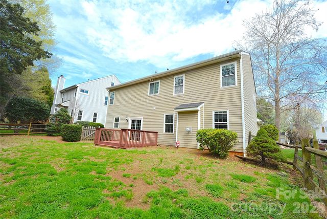 9815 Steed Court, Charlotte, NC 28269