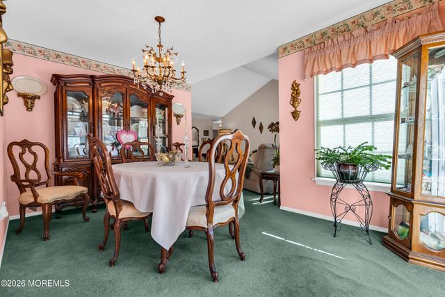 160 N Spinnaker Avenue, Manahawkin, NJ 08050