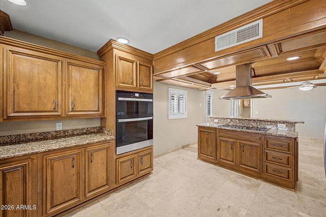 7244 W SUNNYSLOPE Lane, Peoria, AZ 85345