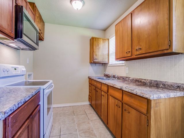 3113 Caribbean Drive, Mesquite, TX 75150