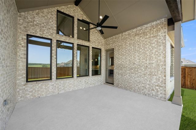 317 Fire Blade Drive, Aledo, TX 76008